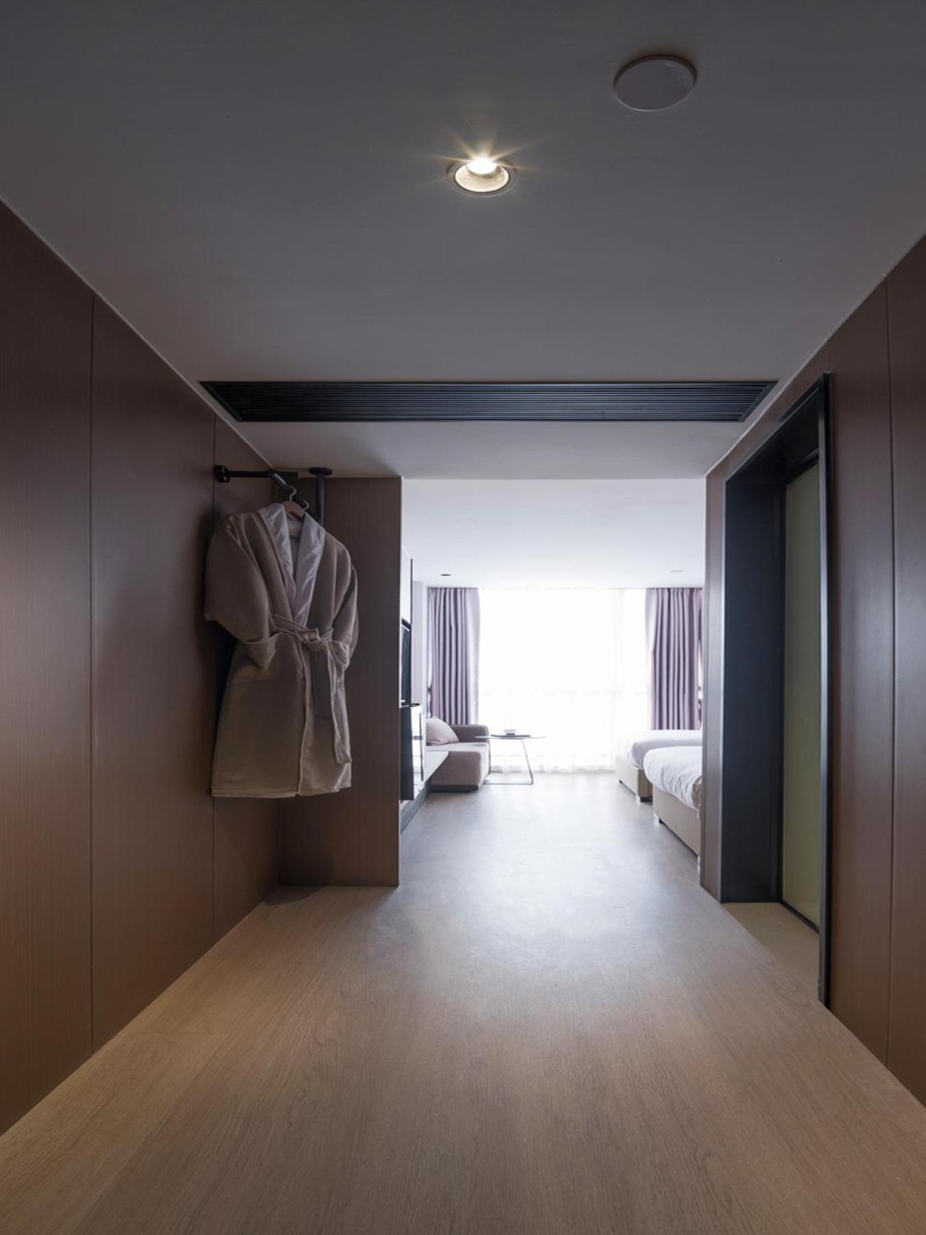 Hotel Charles Shanghai