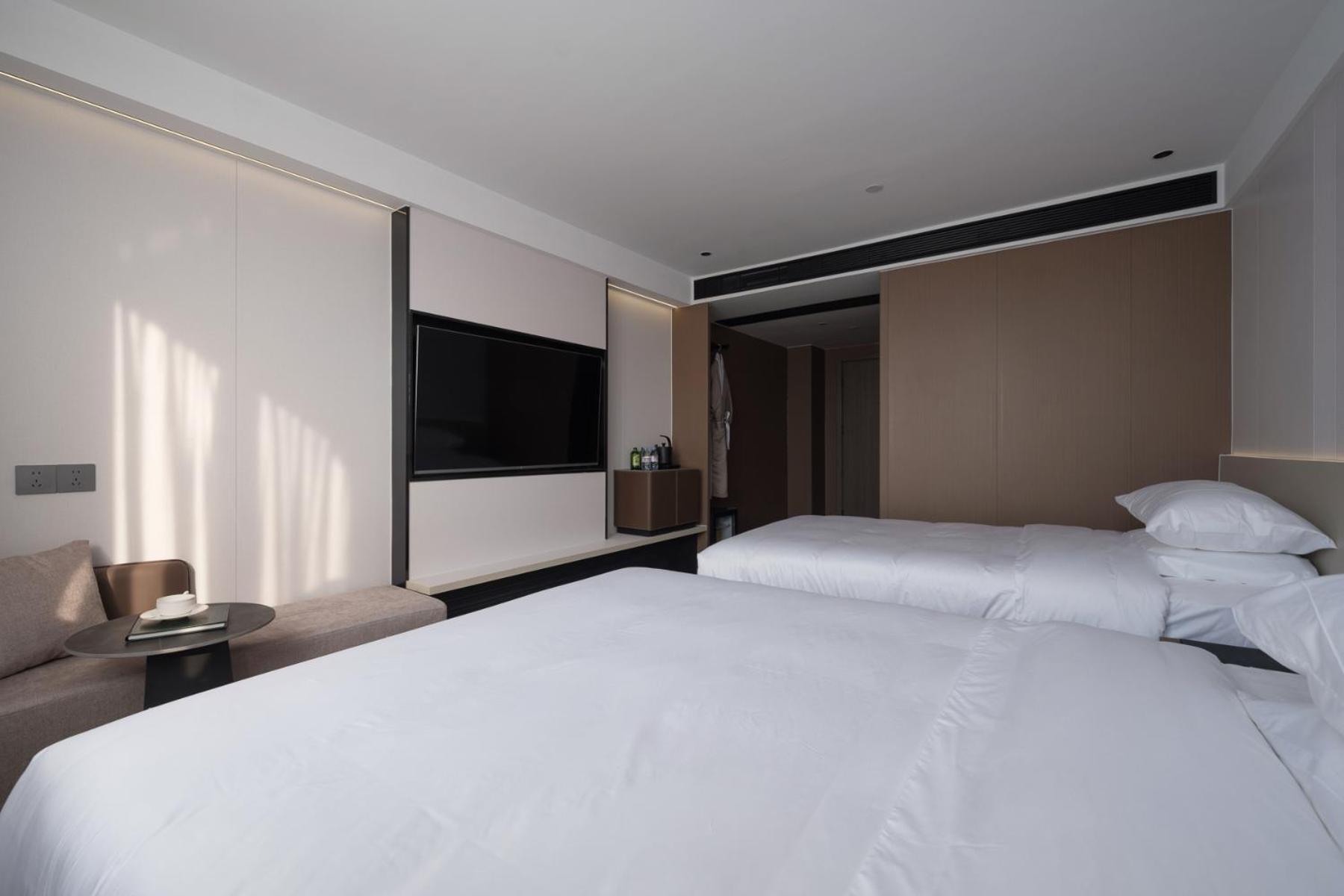 Charles Hotel Shanghai