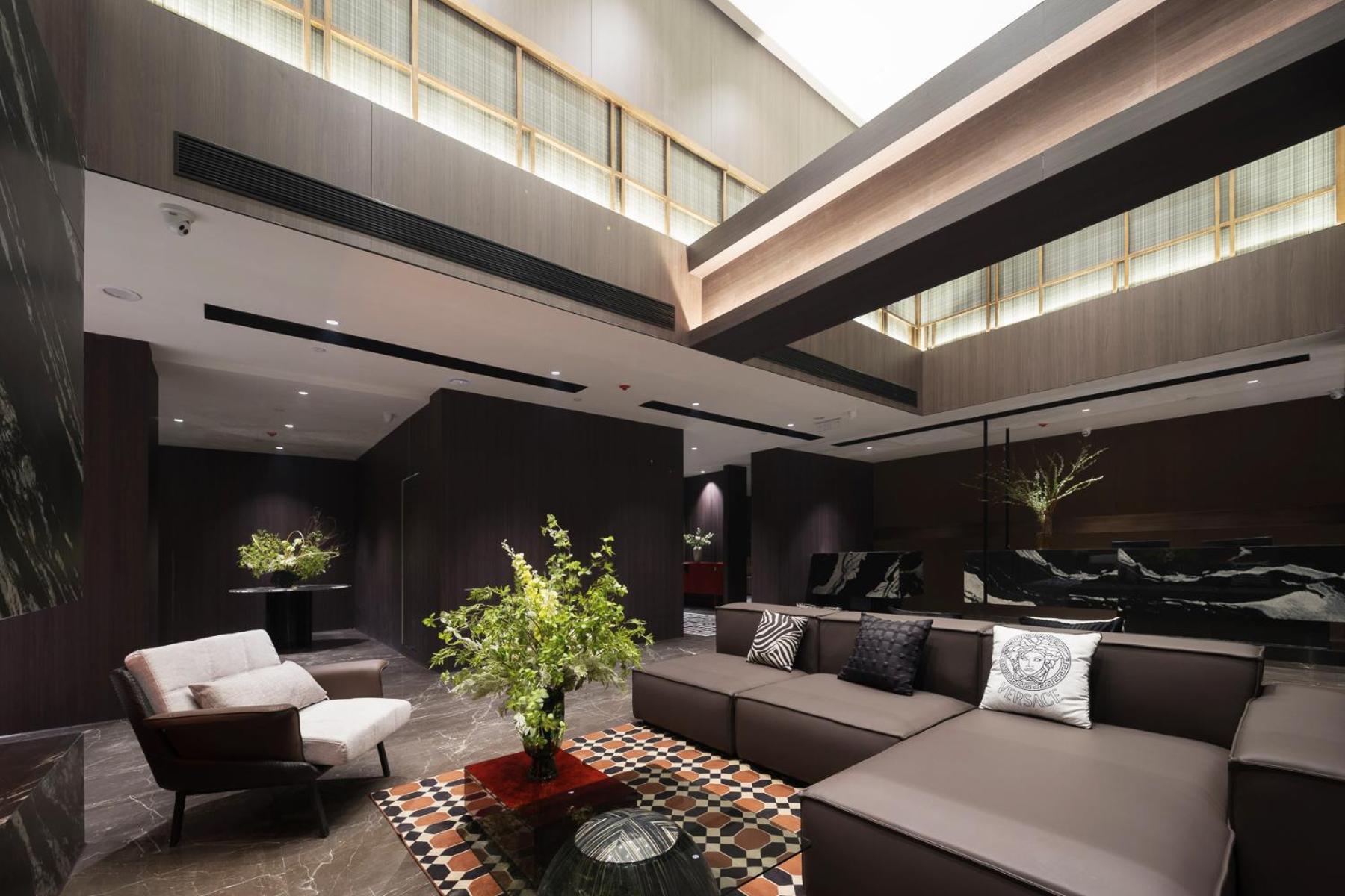 Hotel Charles 4*