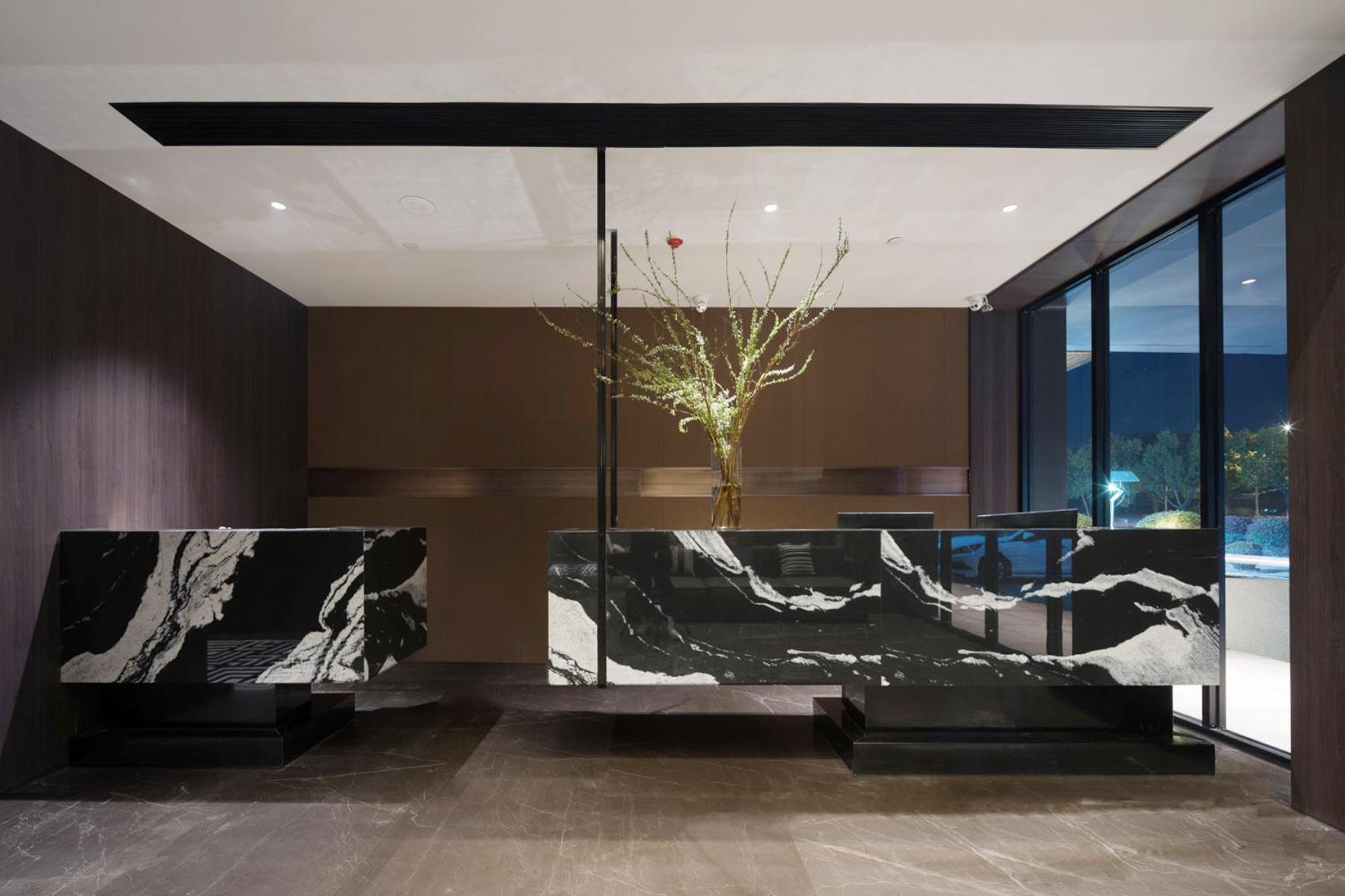Charles Hotel 4*
